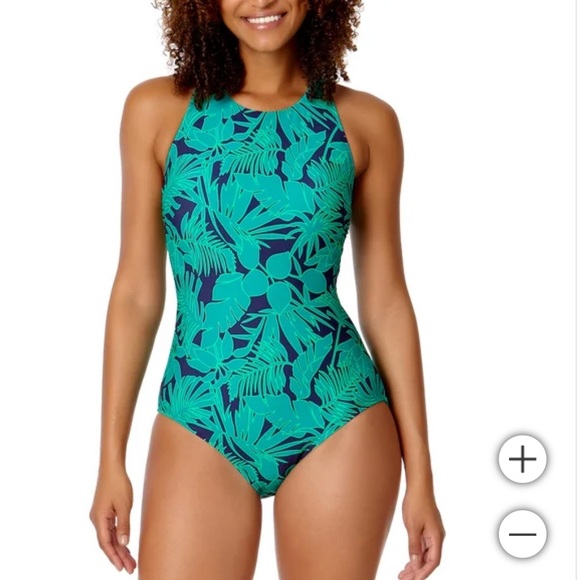 NWT Lands' End Ladies' green Swimsuit - Picture 1 of 3